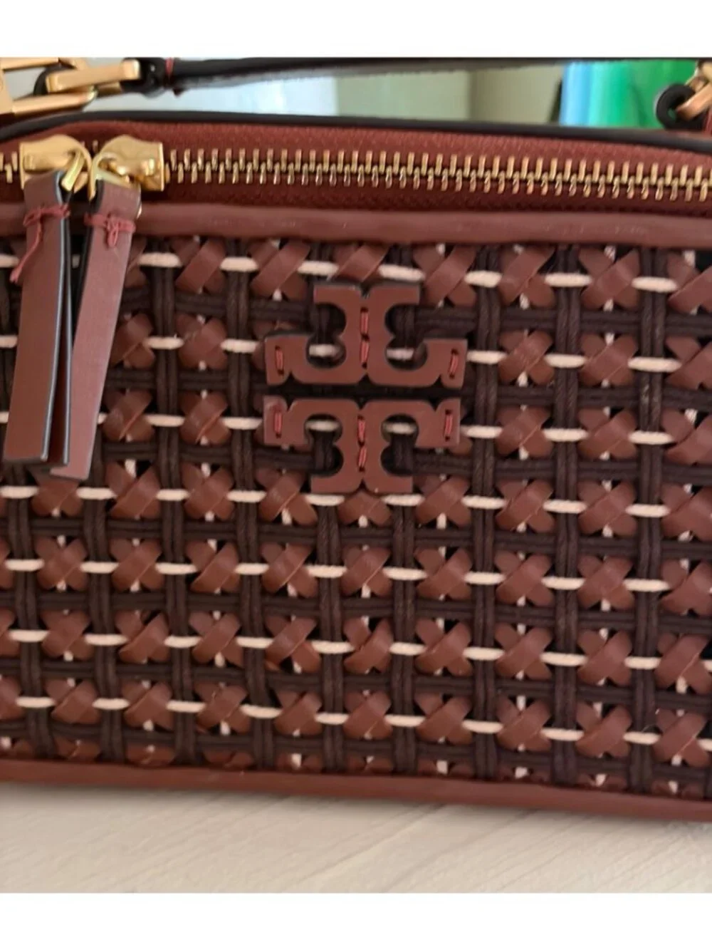 TORY BURCH Britten Woven Small Top Handle Case Bag Brown Gold Crossbody
